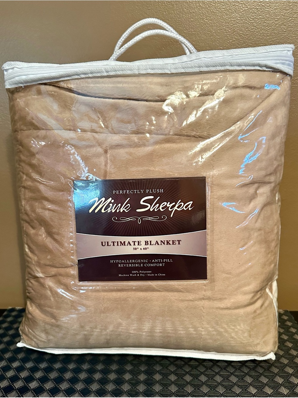 Perfectly Plush Ultimate Blanket - Beige Sherpa Throw